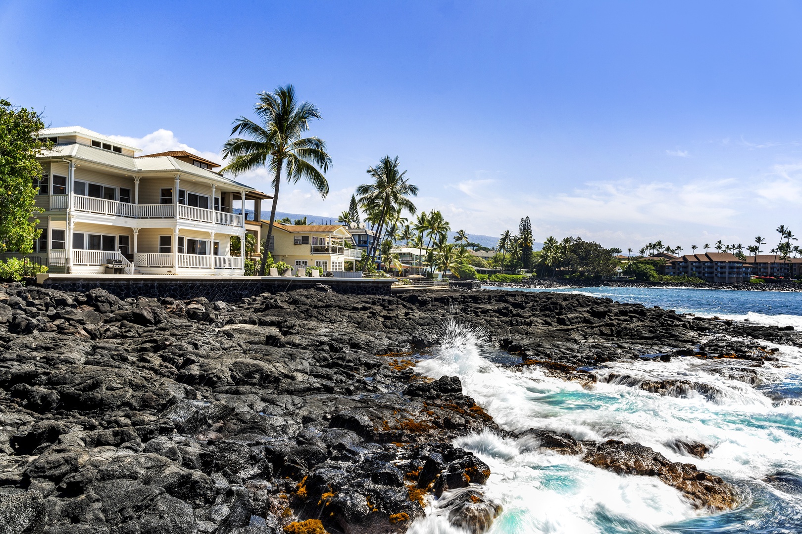Kailua Kona Vacation Rentals, Dolphin Manor - Waves crashing in front of the home