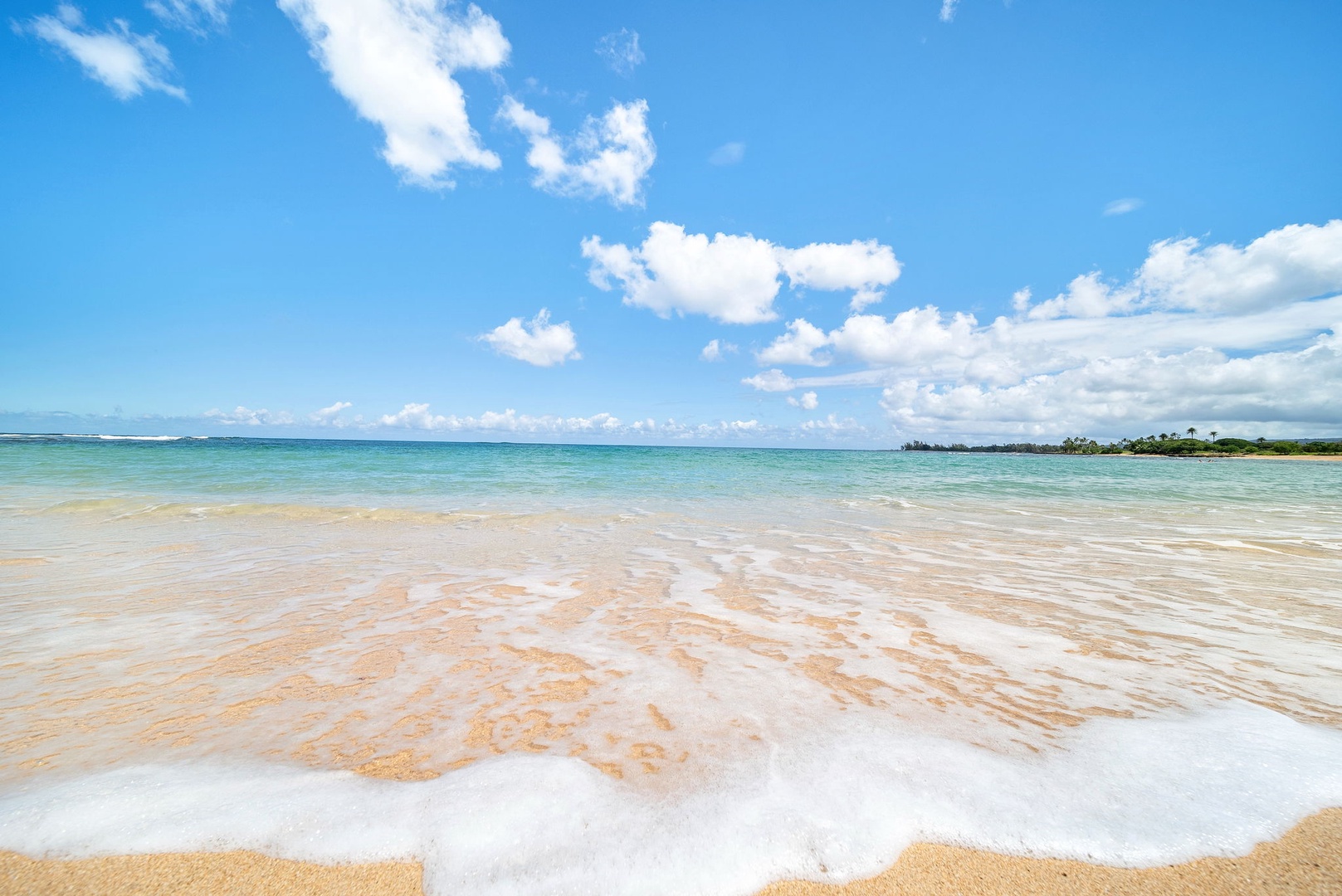 Haleiwa Vacation Rentals, Pikai Hale - Make the beach your backyard when you stay at Pikai Hale