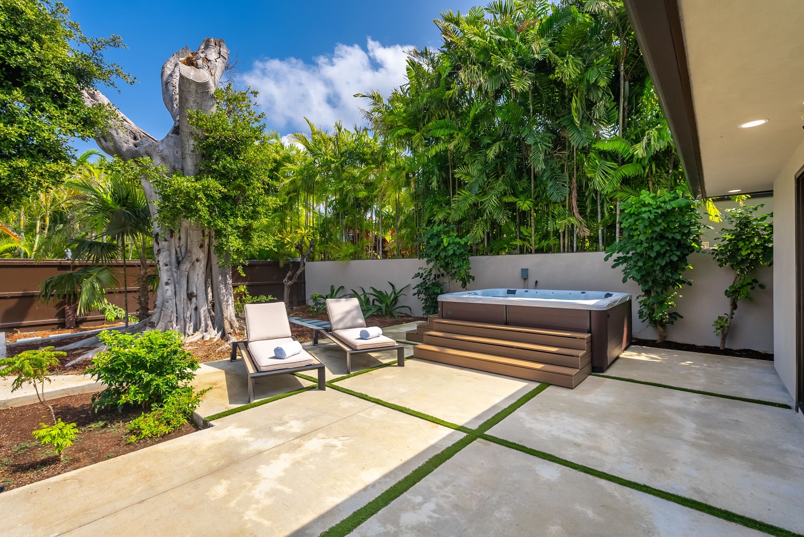 Honolulu Vacation Rentals, Kahala Zen - Unwind in the hot tub and soak up the peaceful vibes of your private tropical retreat.