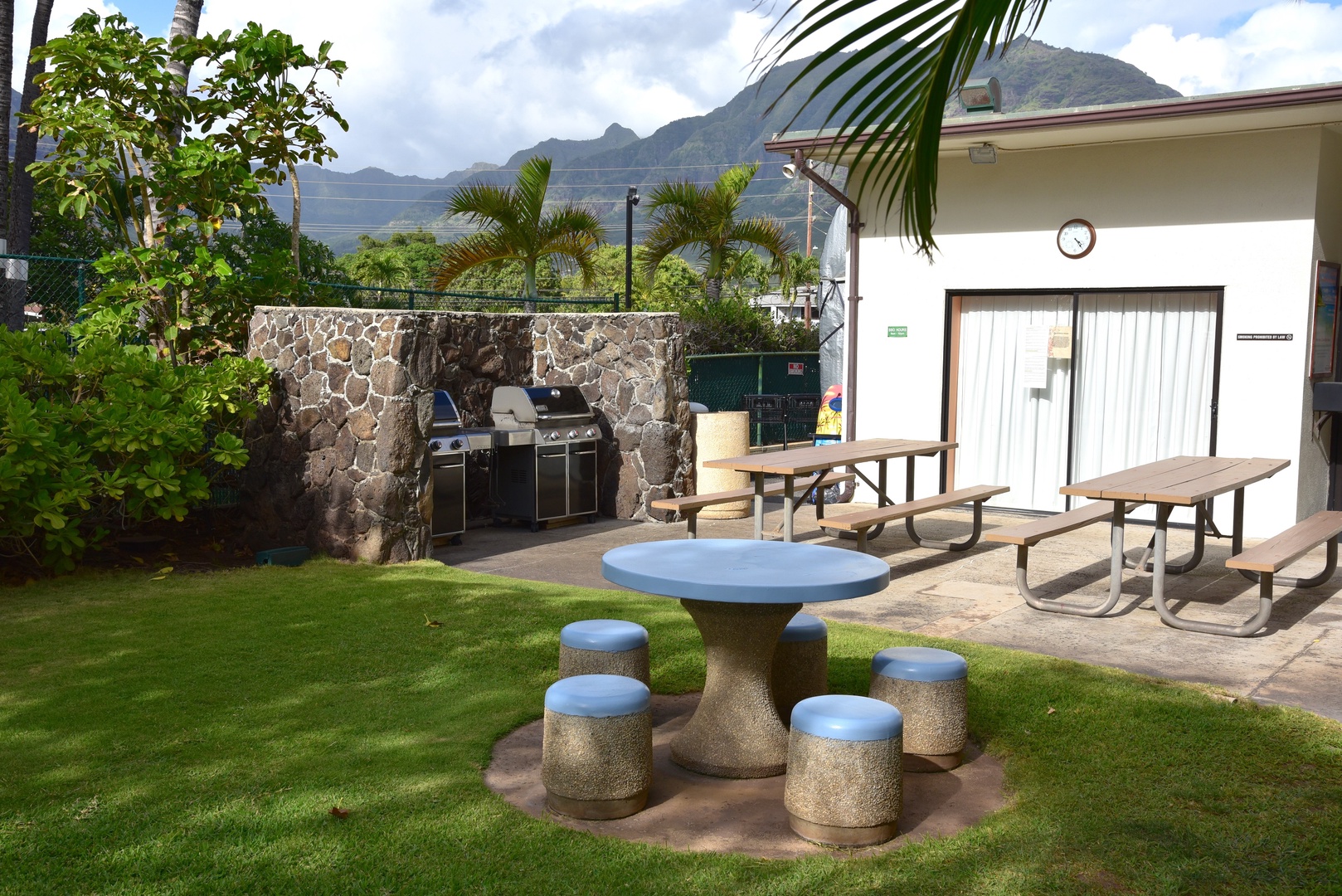 Waianae Vacation Rentals, Makaha - Hawaiian Princess - 305 - The outdoor picnic area with BBQ grills for guests to use.