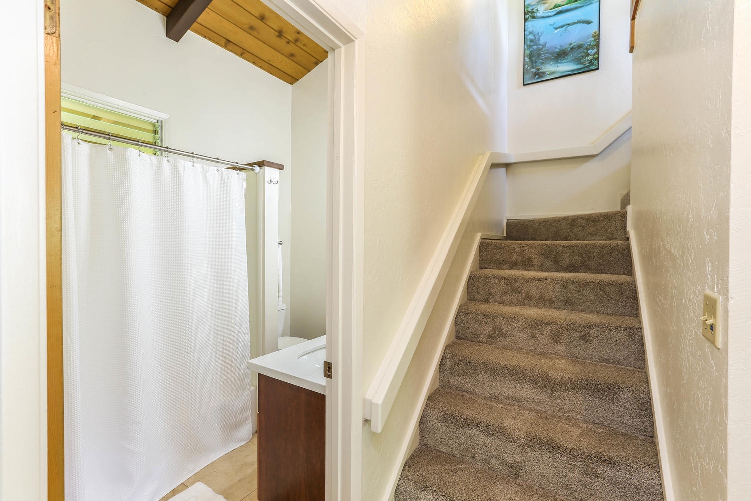 Hanalei Vacation Rentals, Hallor House TVNC #5147 - Stairs to loft