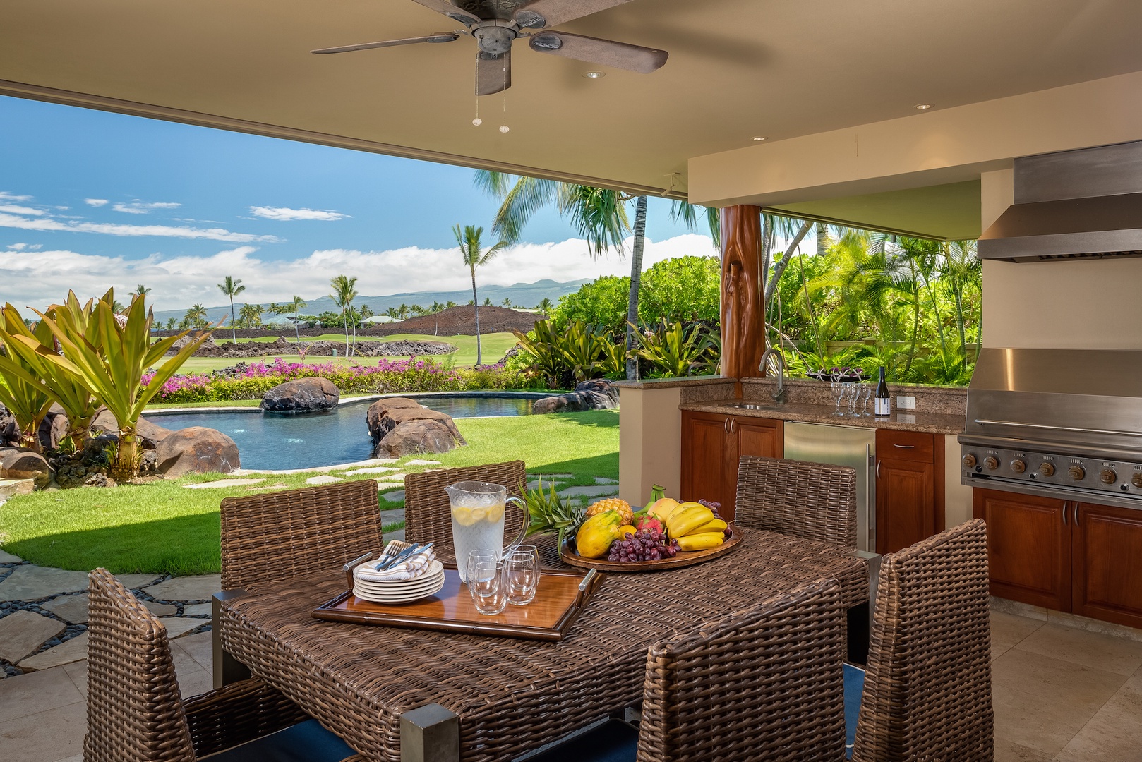 Kamuela Vacation Rentals, 3BD OneOcean (1C) at Mauna Lani Resort - Main Lanai Off Living Room w/ Gas Grill, Wet Bar and Dining for Six