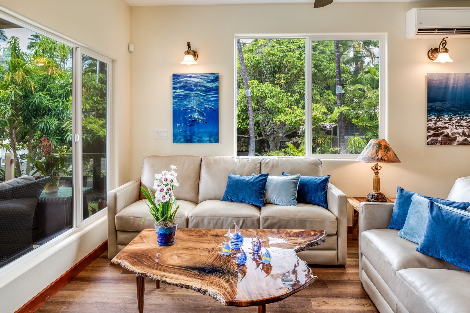 Kailua Kona Vacation Rentals, Kona Beach Bungalows** - Savor delightful meals in the Honu dining and kitchen area, where taste meets elegance.