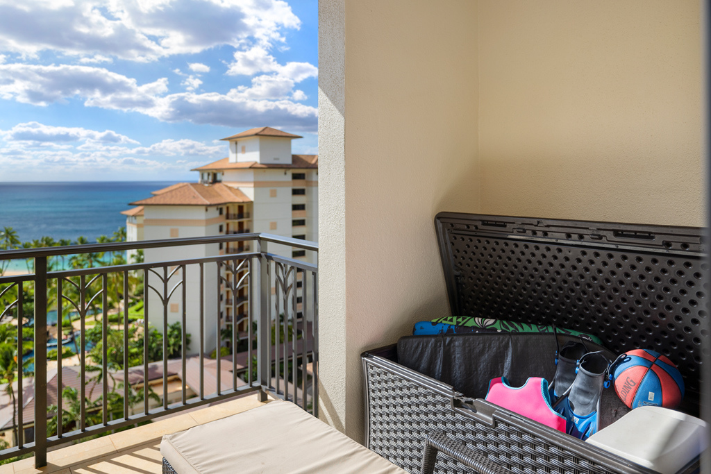 Kapolei Vacation Rentals, Ko Olina Beach Villas O1105 - You will be prepared for each day at the beach with toys and supplies provided.
