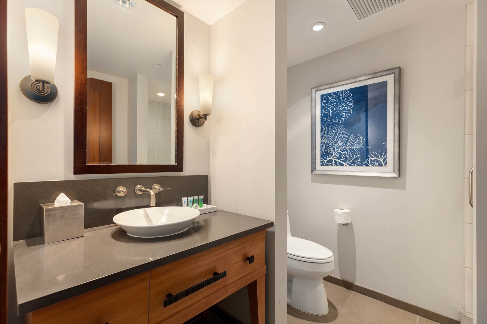 Kapolei Vacation Rentals, Ko Olina Beach Villa B604 - Adjacent full bathroom for third bedroom convenience.