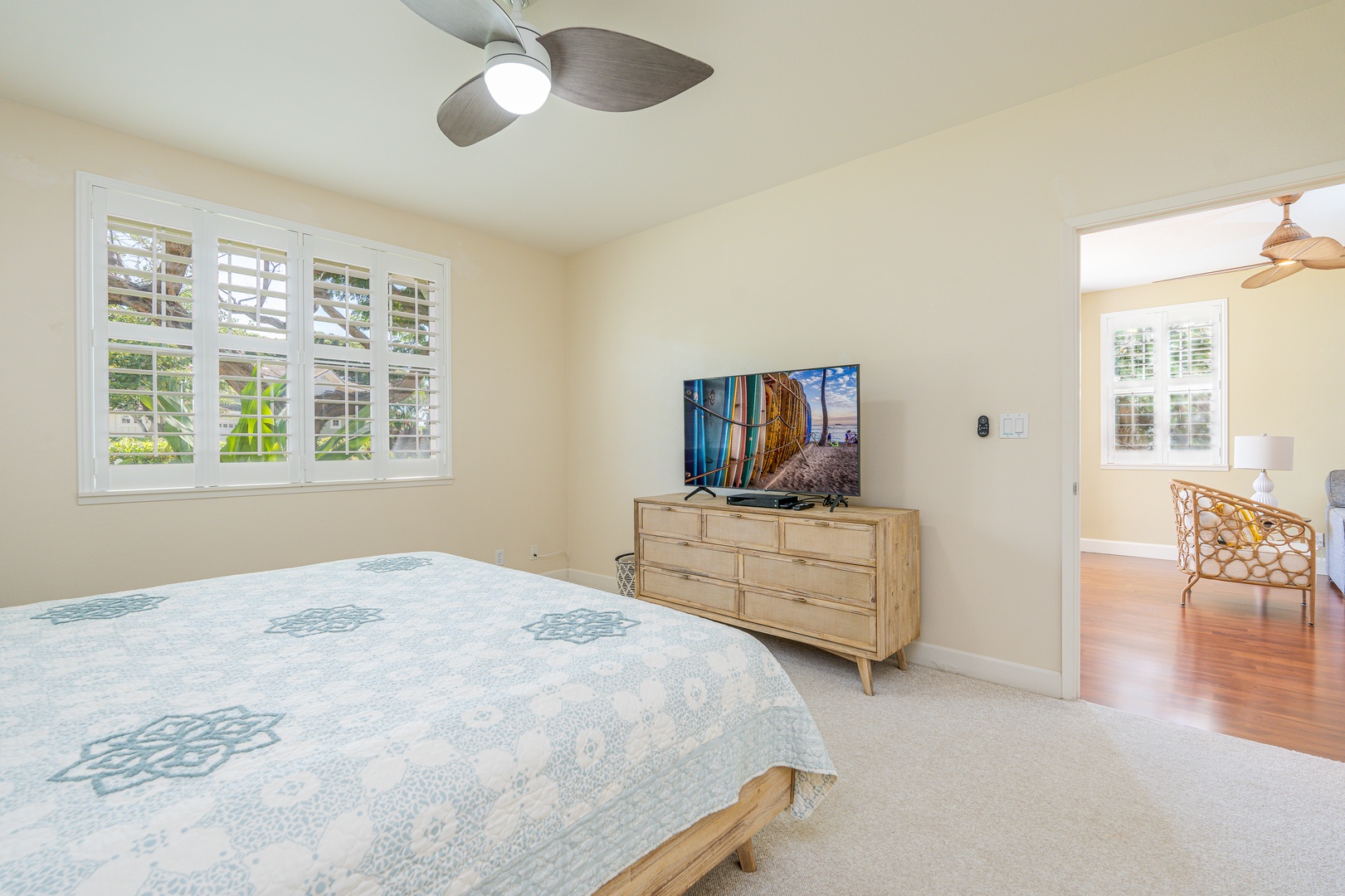 Kapolei Vacation Rentals, Ko Olina Kai 1105F - Never miss a show with a flat screen TV.