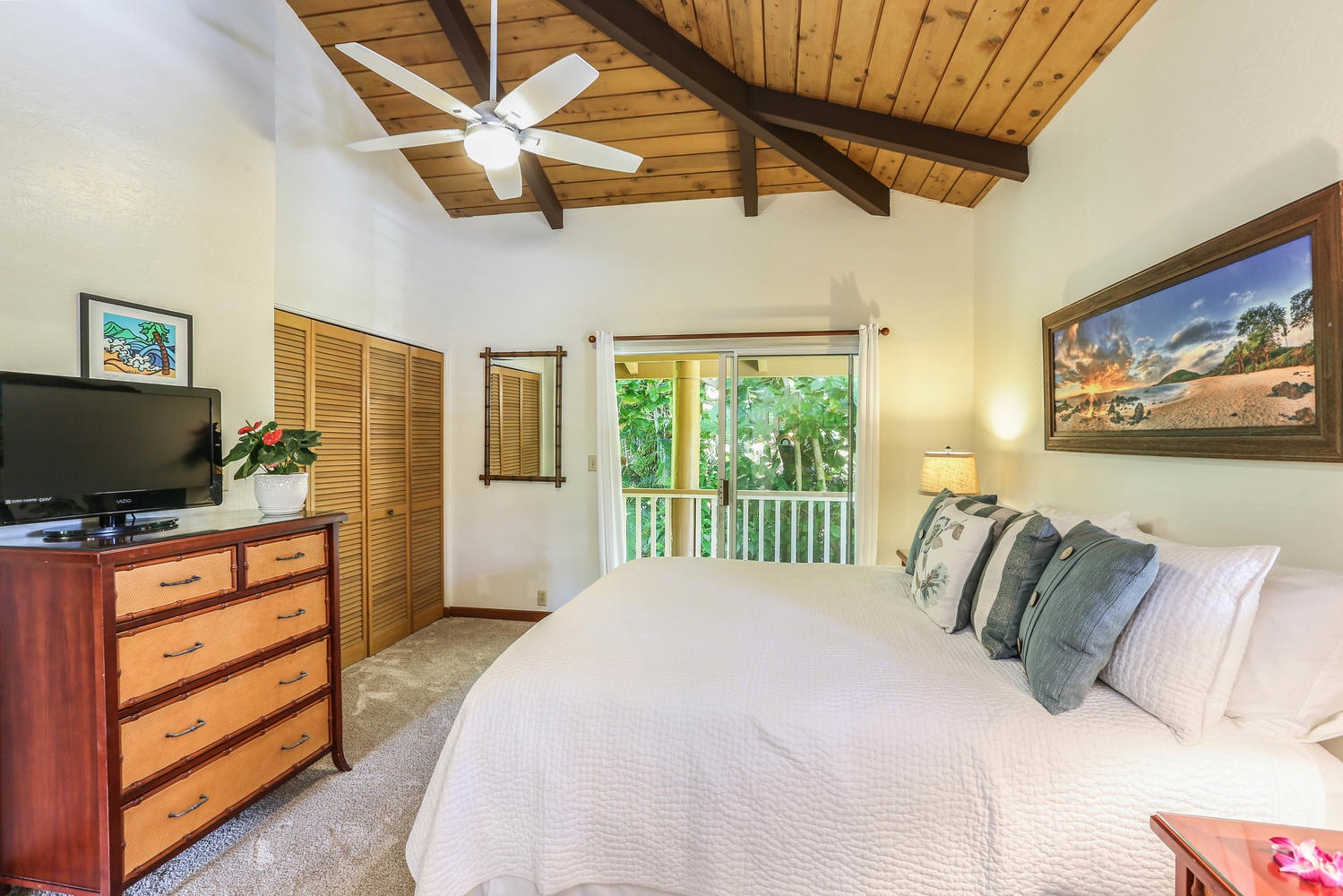 Hanalei Vacation Rentals, Hallor House TVNC #5147 - Primary bedroom