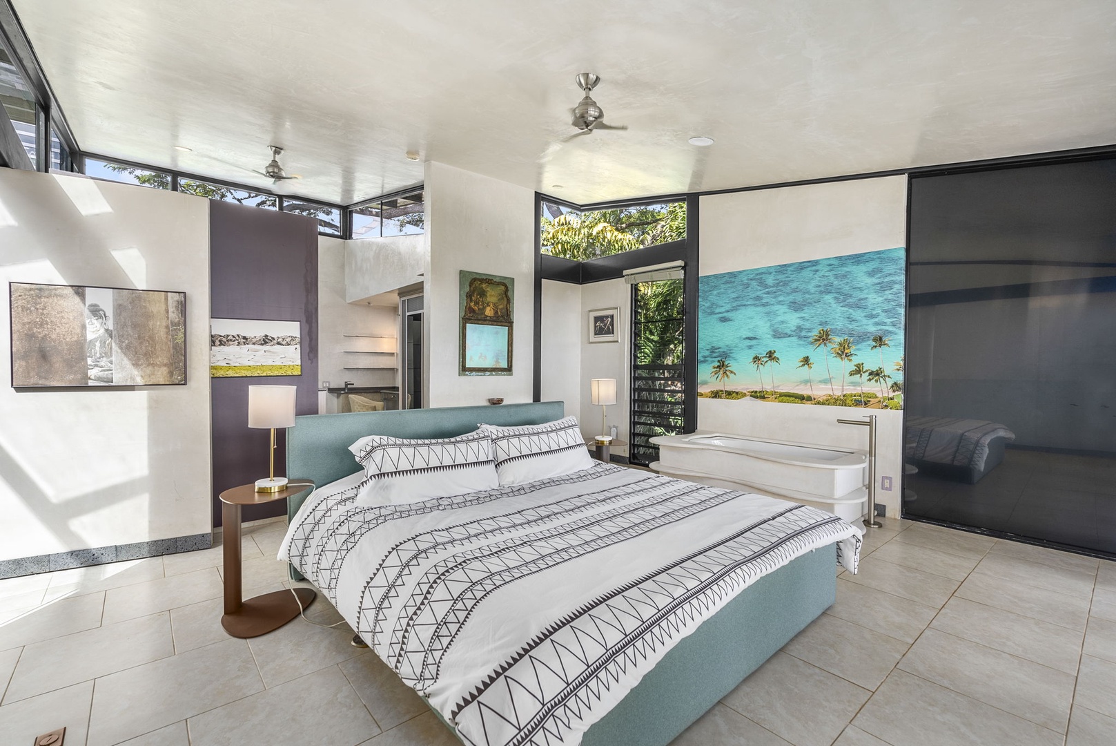 Honolulu Vacation Rentals, Tantalus Glass House (3 BD) - Wake up to stunning ocean views from your modern bedroom, where floor-to-ceiling windows frame tropical paradise views.