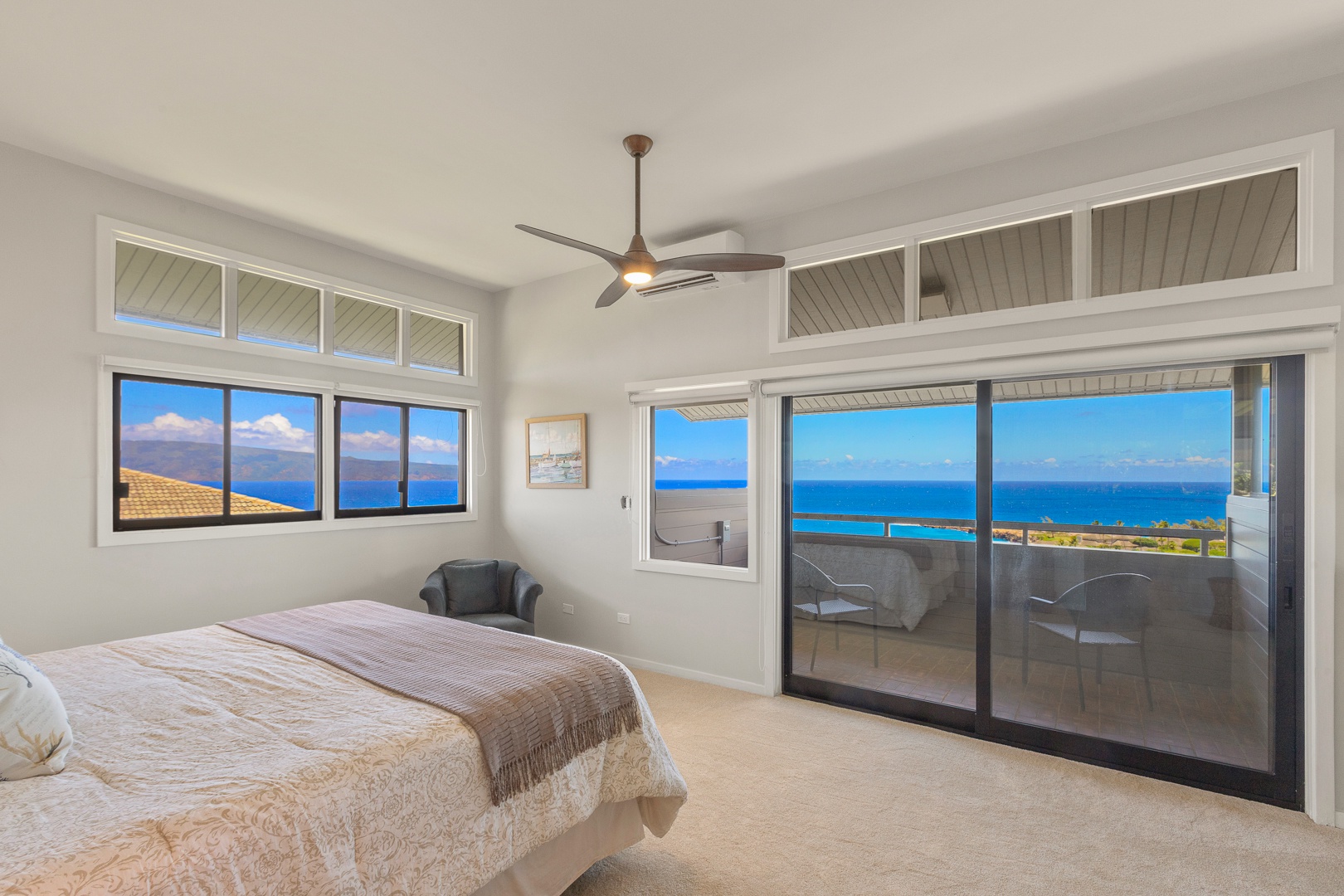 Lahaina Vacation Rentals, Kapalua Ridge 1622 - Brand new carpet  in the upstairs masters bedroom (king)