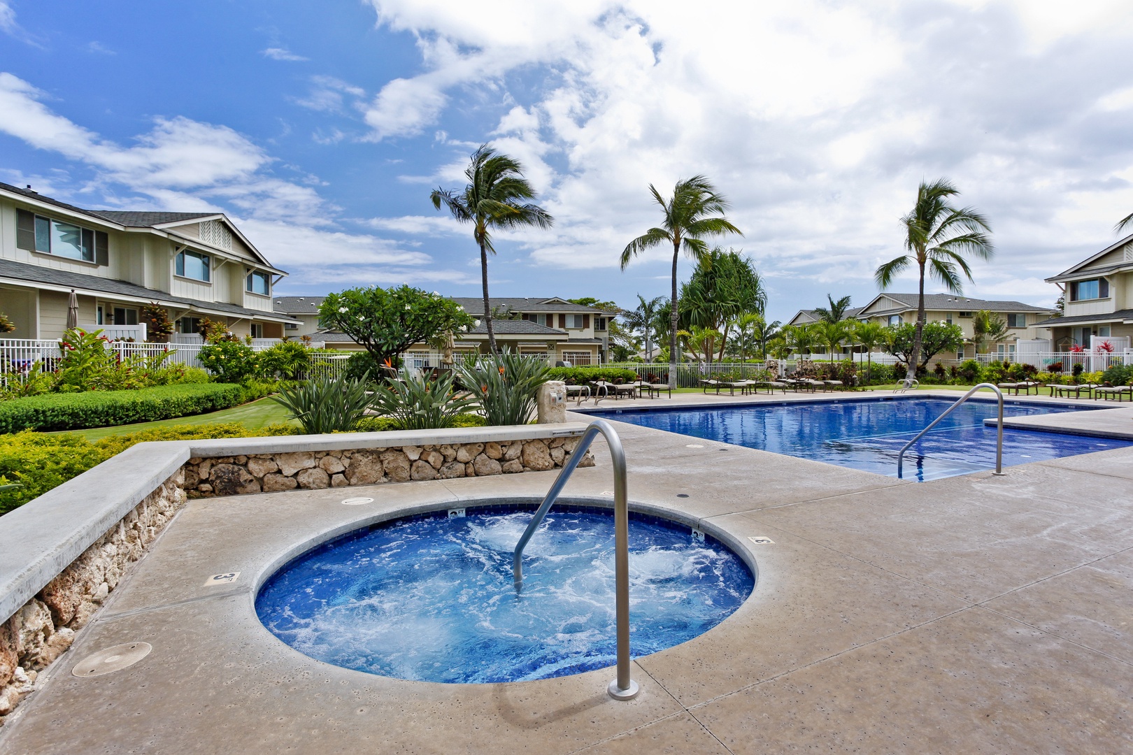 Kapolei Vacation Rentals, Hillside Villas 1538-2 - The luxurious hot tub and crystal blue pool at the resort.