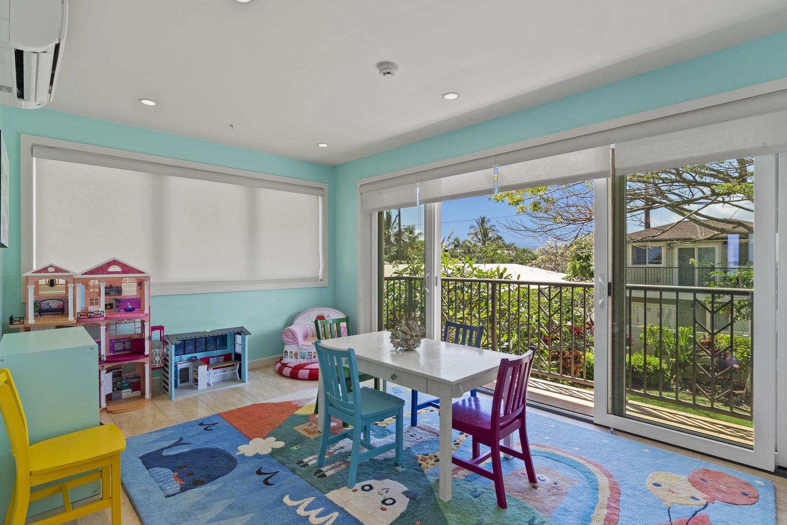 Waialua Vacation Rentals, Waialua Beachfront Estate - Children room with toys!