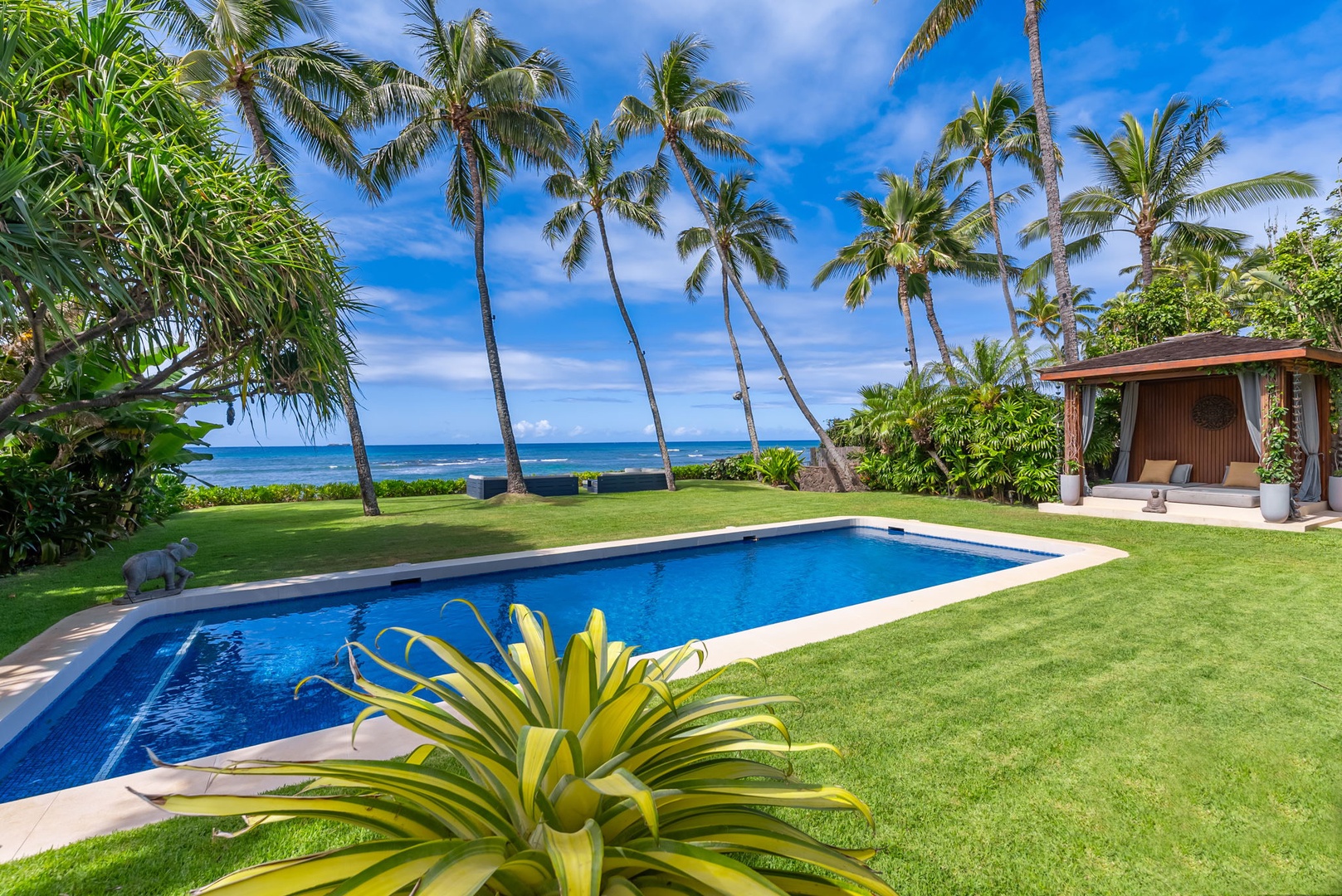 Diamond Head Beachfront Estate