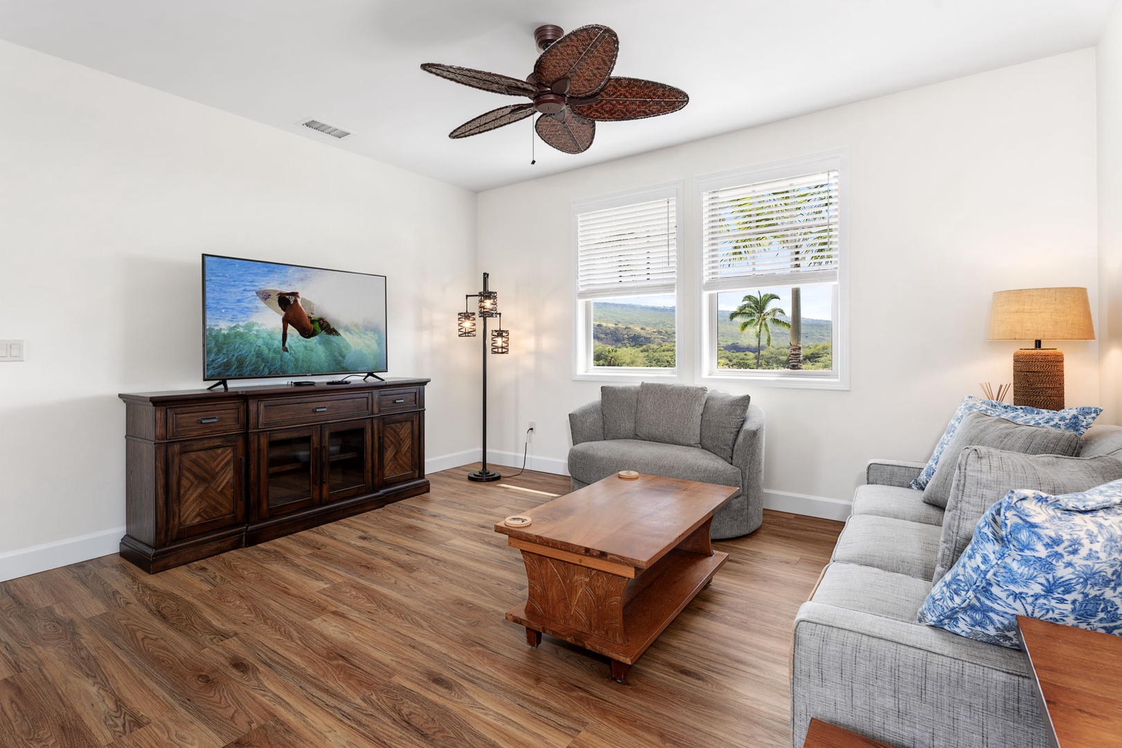 Kailua Kona Vacation Rentals, Holua Moana Hale - Watch your favorite shows in the comfortable upstair living room.