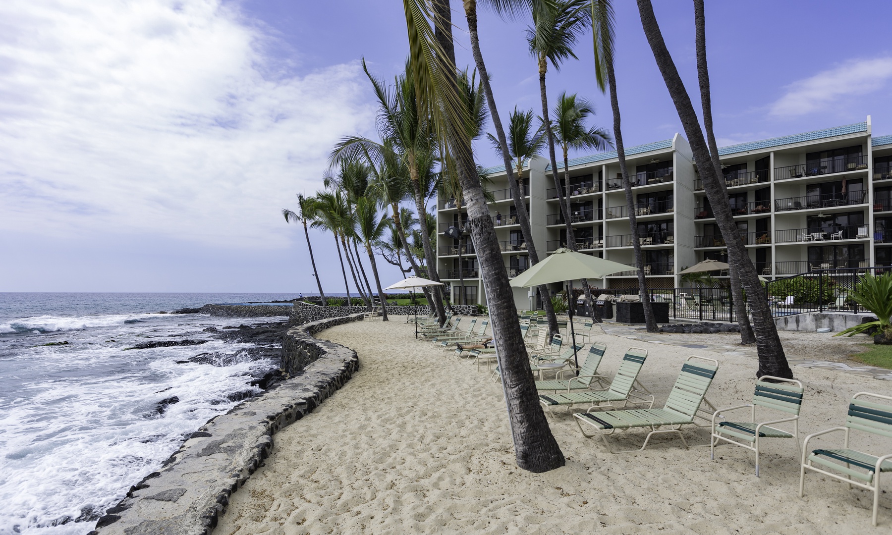 Kailua Kona Vacation Rentals, Kona By The Sea (Big Island) - Lounge oceanside with expansive views.