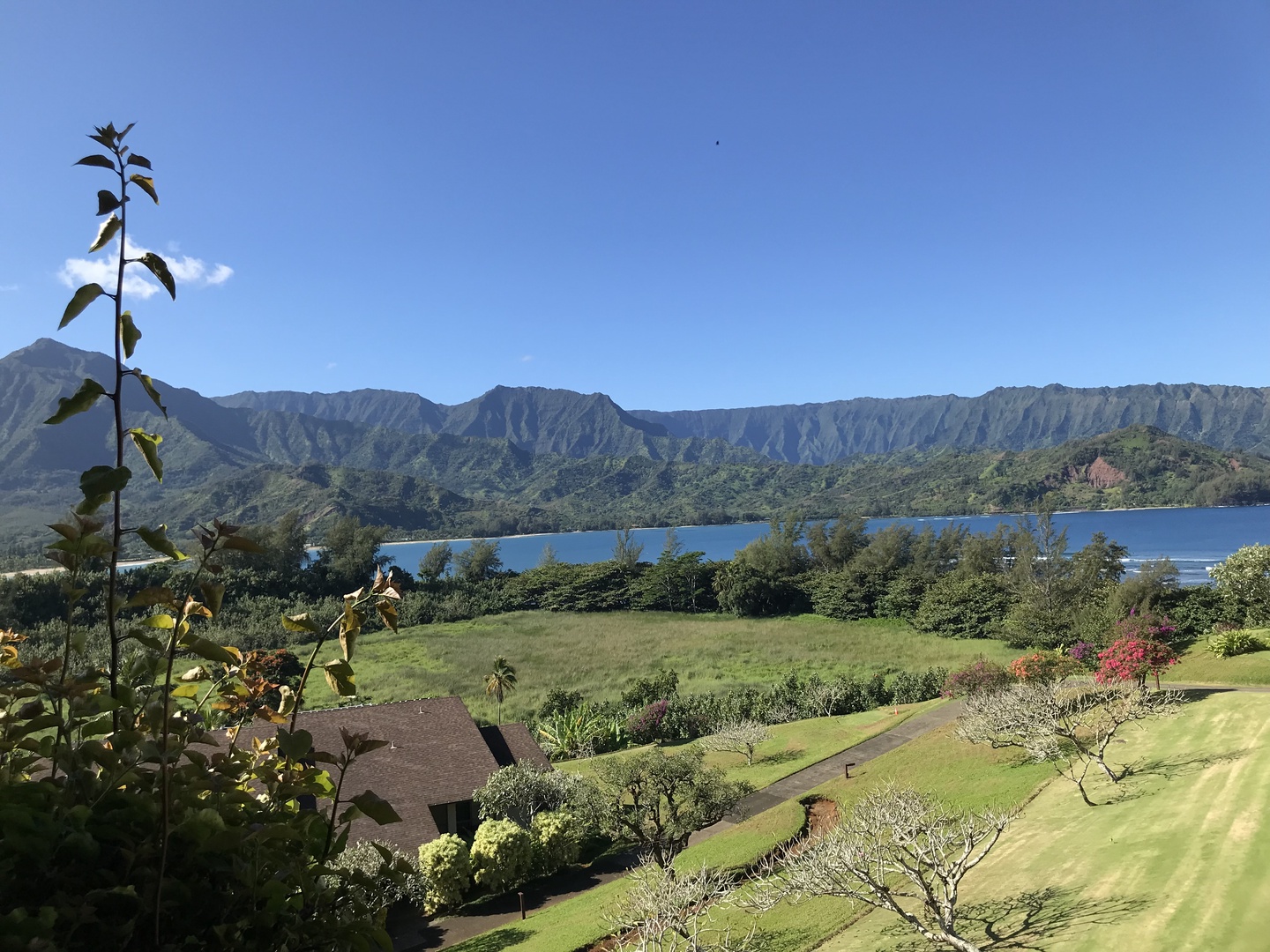 Princeville Vacation Rentals, Hanalei Bay Resort 4302/3 - Panoramic views of the bay and mountains, ideal for unwinding.