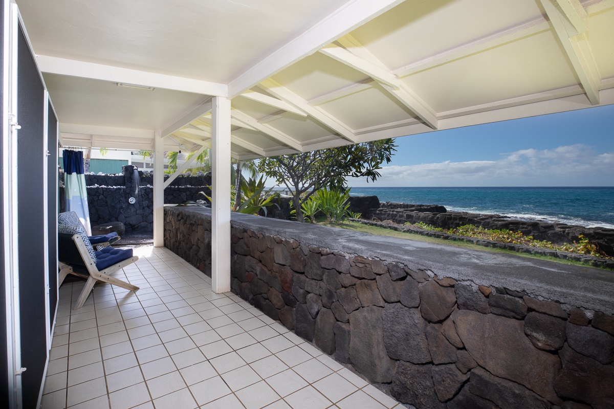 Kailua Kona Vacation Rentals, Honl's Beach Hale (Big Island) - More covered space for an afternoon nap