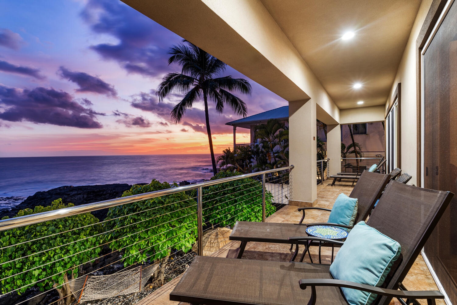 Kailua Kona Vacation Rentals, Kailani Vista - After the hot tub soak, sip a nightcap under indigo skies— constellations appear almost low enough to touch.