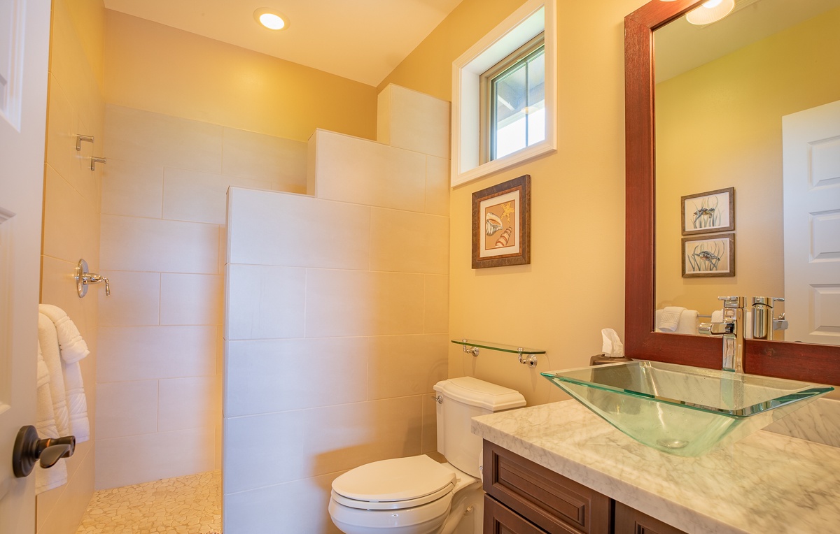 Kamuela Vacation Rentals, Mauna Lani KaMilo #311 - Upstairs full bathroom