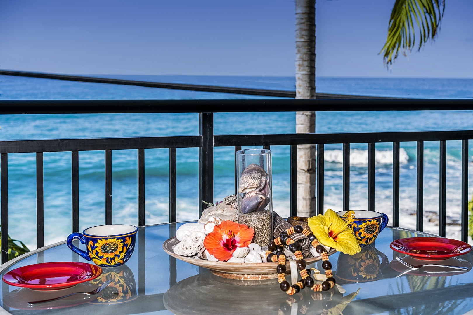 Kailua Kona Vacation Rentals, Kona Alii 201 - Enjoy meals at Sunset!