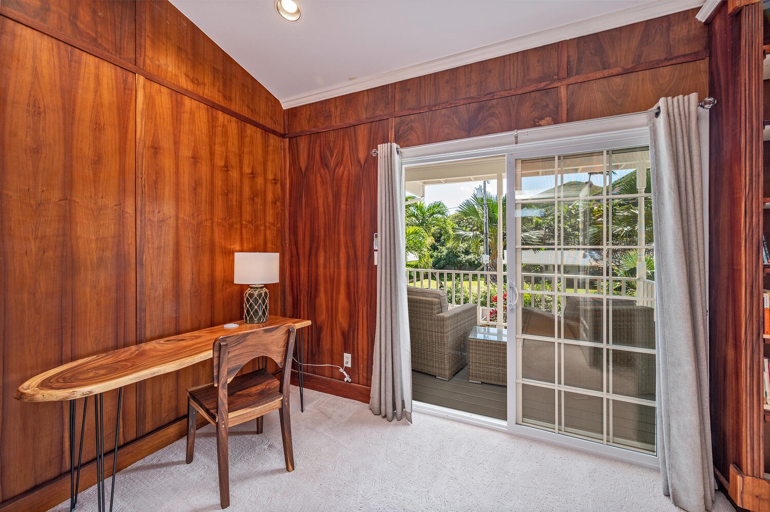 Kailua Vacation Rentals, Villa Hui Hou - Library/Study with shared covered lanai with the Primary