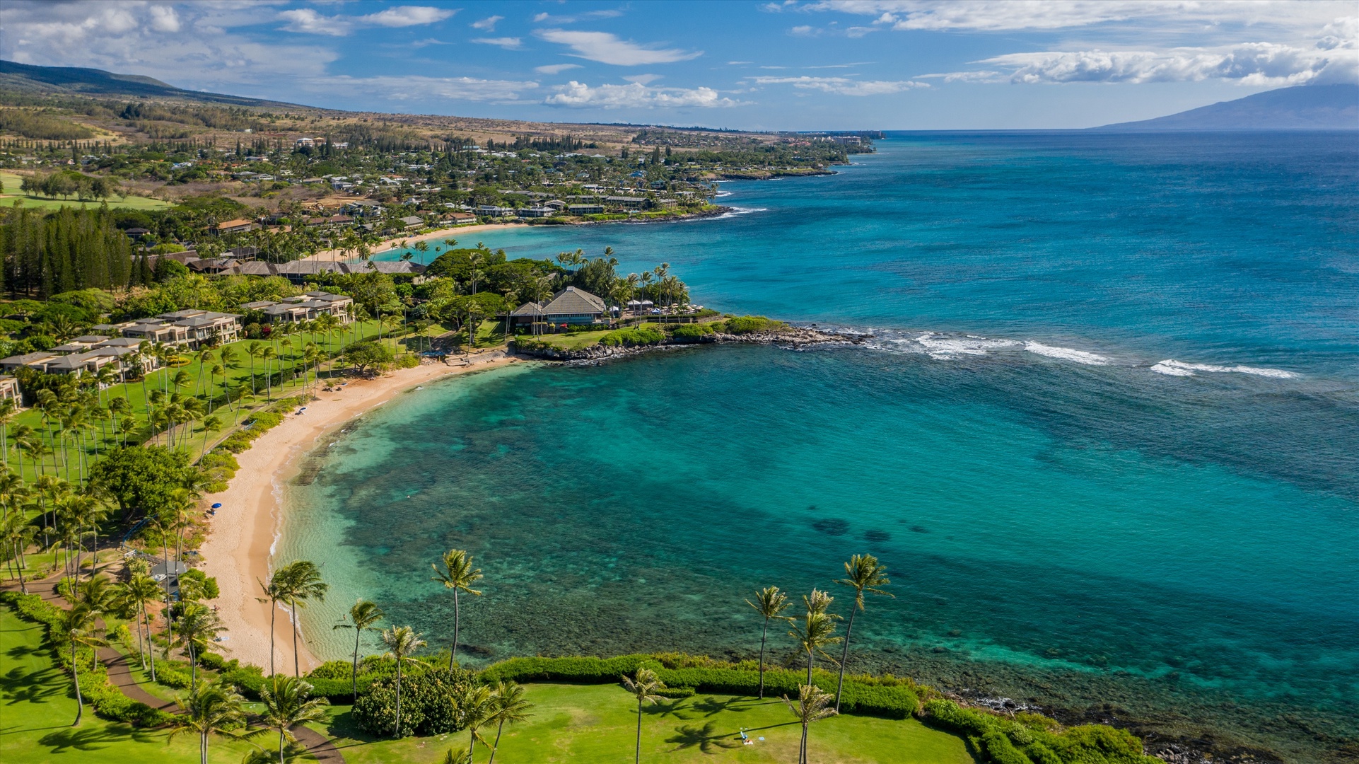 Kaanapali Vacation Rentals, Sea Shells Beach House on Ka`anapali Beach* - The Stunningly Beautiful and Calm Waters of Kapalua Bay and Beach