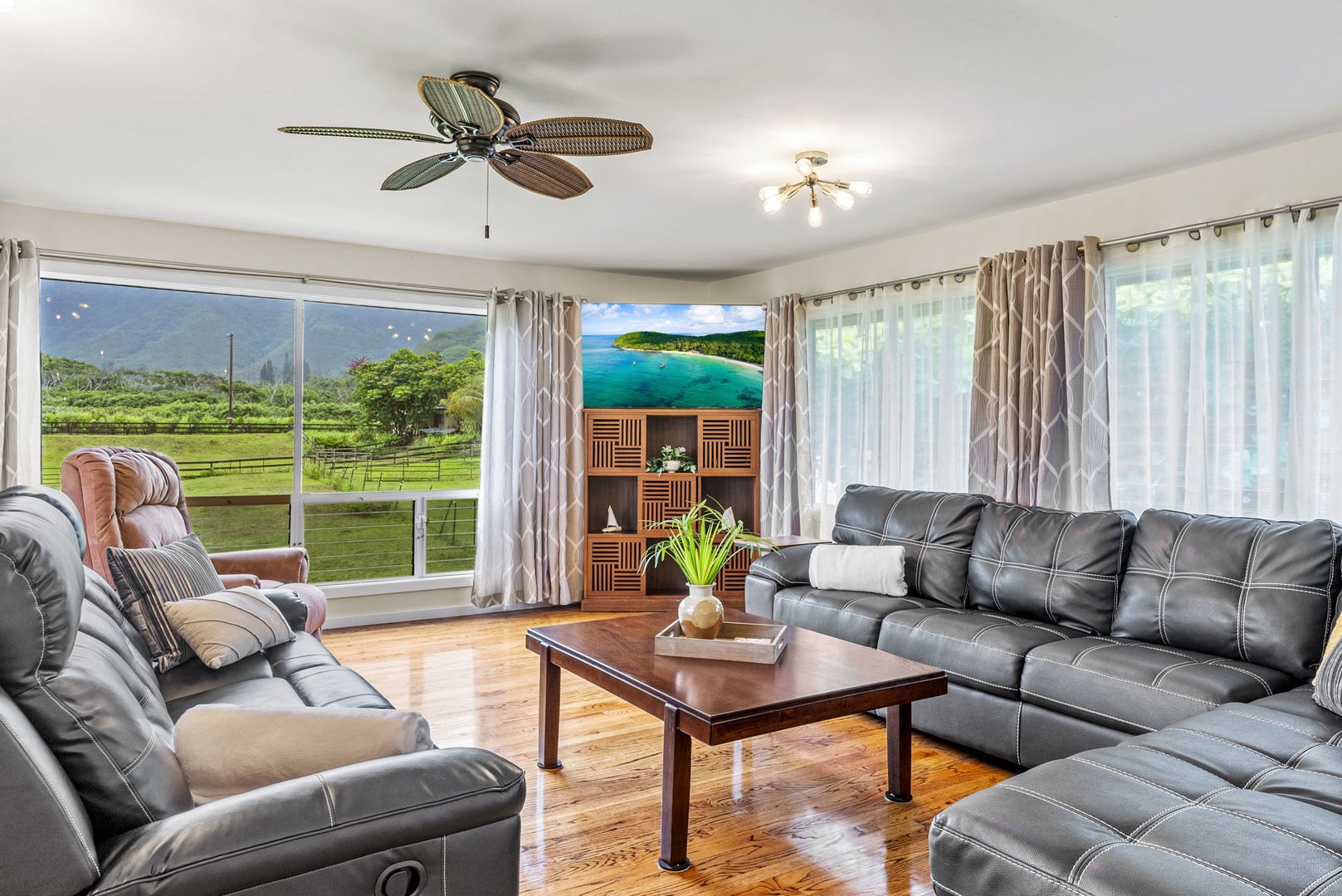 Hauula Vacation Rentals, Mau Loa Hale - Comfortable seating for your whole group, and expansive windows