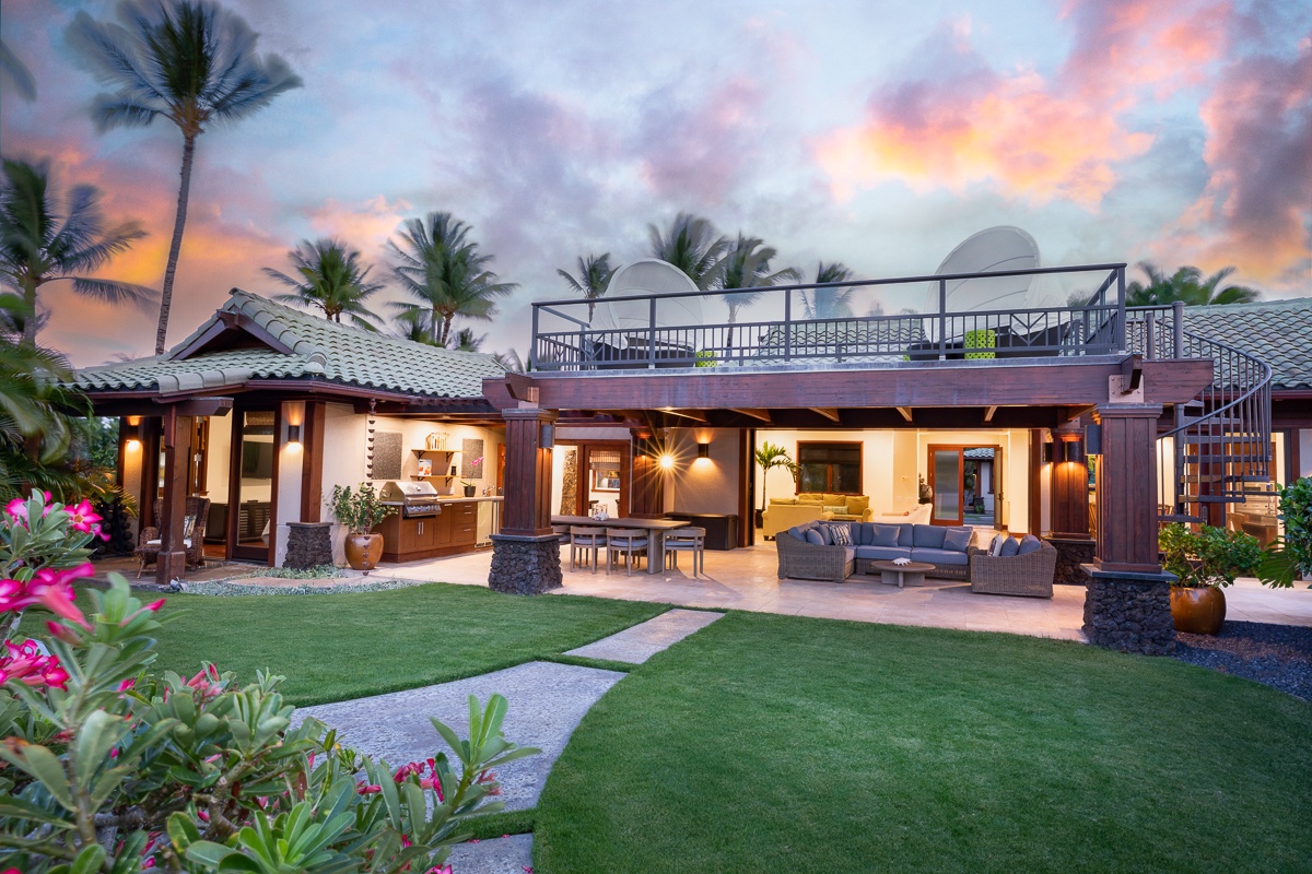 Kamuela Vacation Rentals, Beach Walker at Champion Ridge - Enjoy all the best sunsets from this comfortable Hawaiian Home