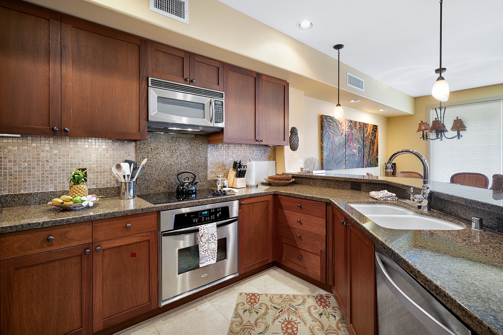 Waikoloa Vacation Rentals, Hali'i Kai at Waikoloa Beach Resort 9F - High end kitchen with all the tools you'll need!