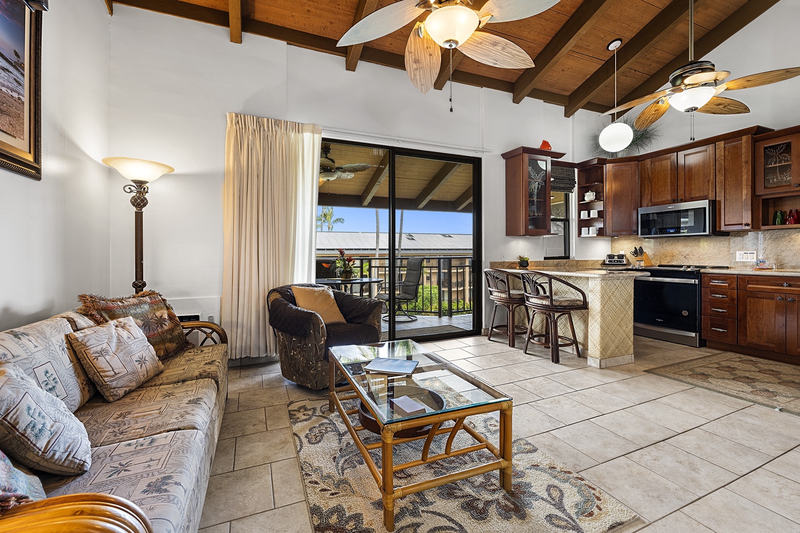 Kailua Kona Vacation Rentals, Kona Makai 6305 - There's plenty of natural light in the common spaces and sliding doors lead to your lanai