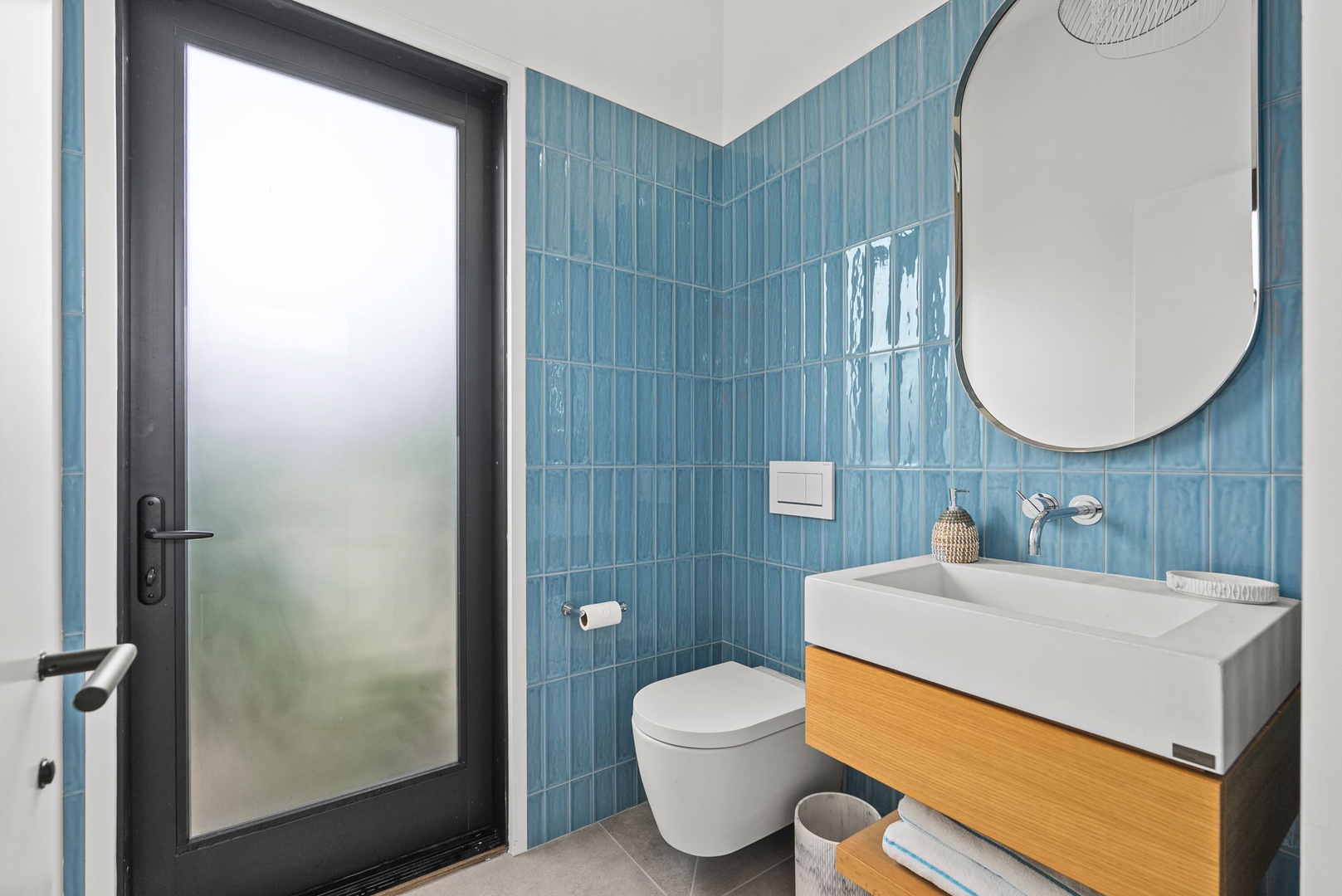 Kailua Vacation Rentals, Kailua Beach Escape - Fresh, bright, and thoughtfully designed for easy mornings before a day by the beach.