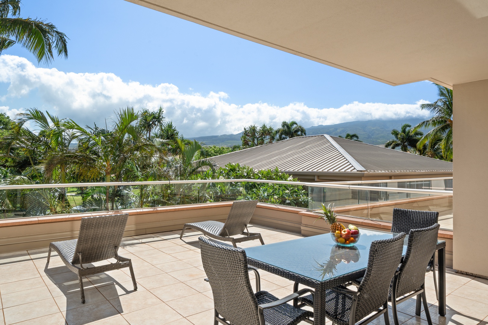 Lahaina Vacation Rentals, Honua Kai Konea 230/232 - Honua Kai Konea 230/232 boasts a panoramic view of West Maui Mountains
