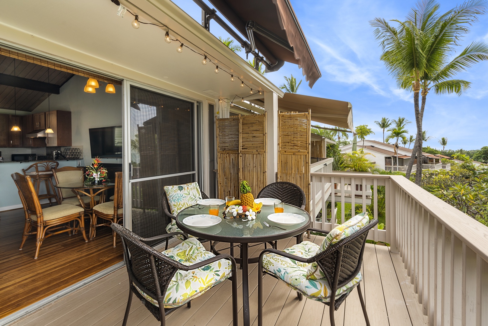 Kailua-Kona Vacation Rentals, Keauhou Resort 116 - Retractable awning