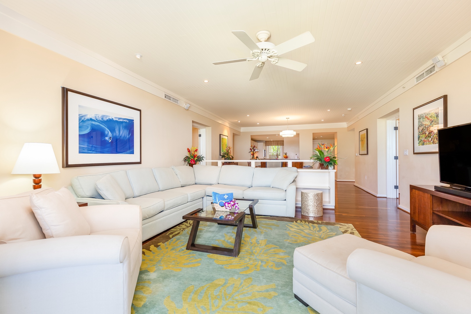 Kahuku Vacation Rentals, Turtle Bay Villas 201 - Living room