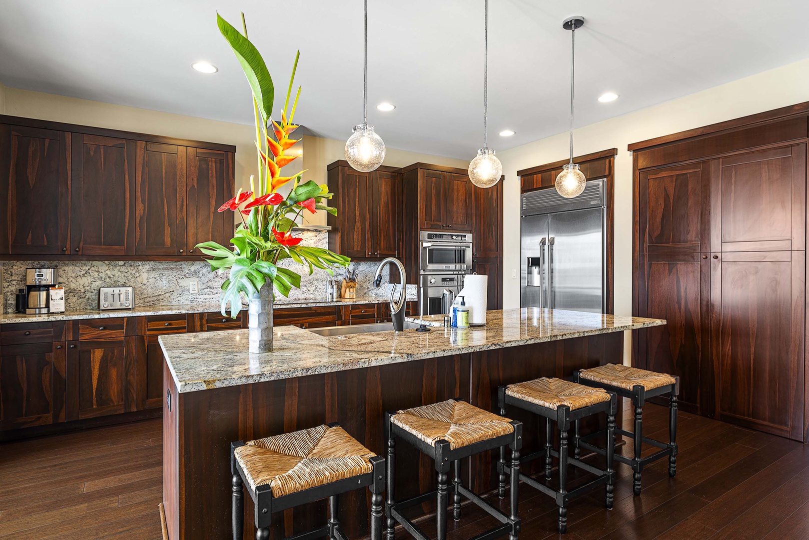 Kailua Kona Vacation Rentals, Holua Kai #20 - Breakfast bar for 4!