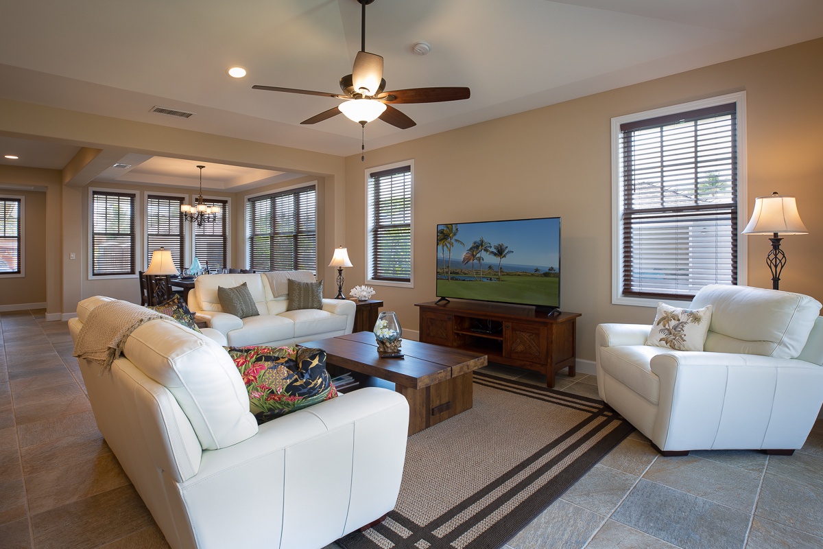 Kailua Kona Vacation Rentals, Pele's Last Resort (Holua Kai #29) - Comfortable living room with large TV