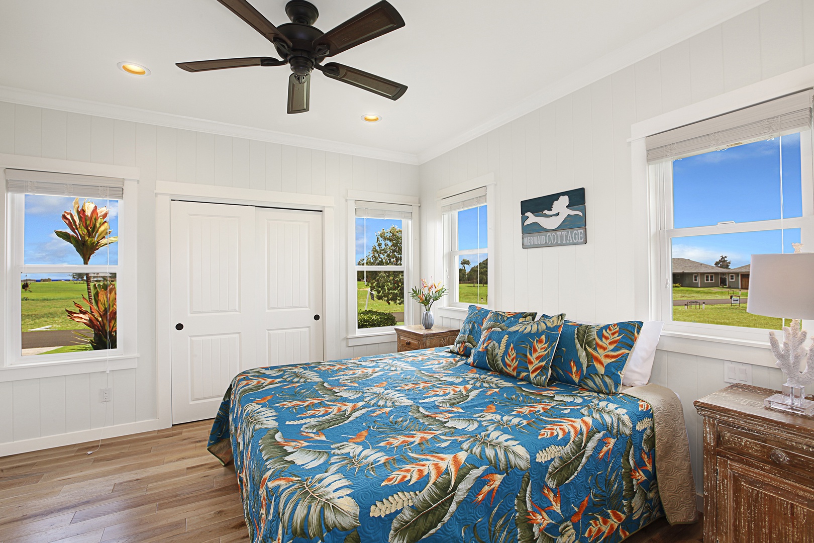 Koloa Vacation Rentals, Kiahuna Plantation Hale - Guest bedroom 2 with en-suite bathroom