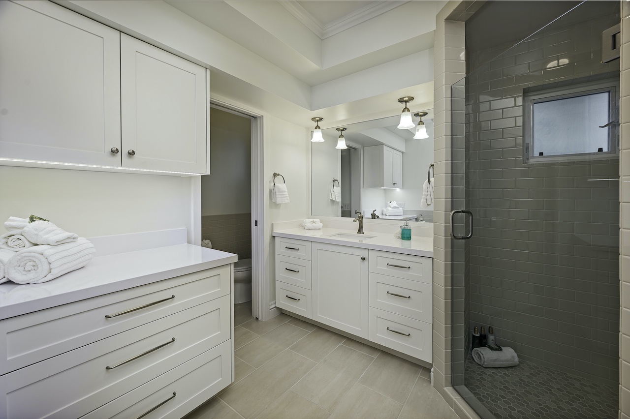 Kailua Vacation Rentals, Lanikai Seashore - There's plenty of vanity space and a walk-in shower