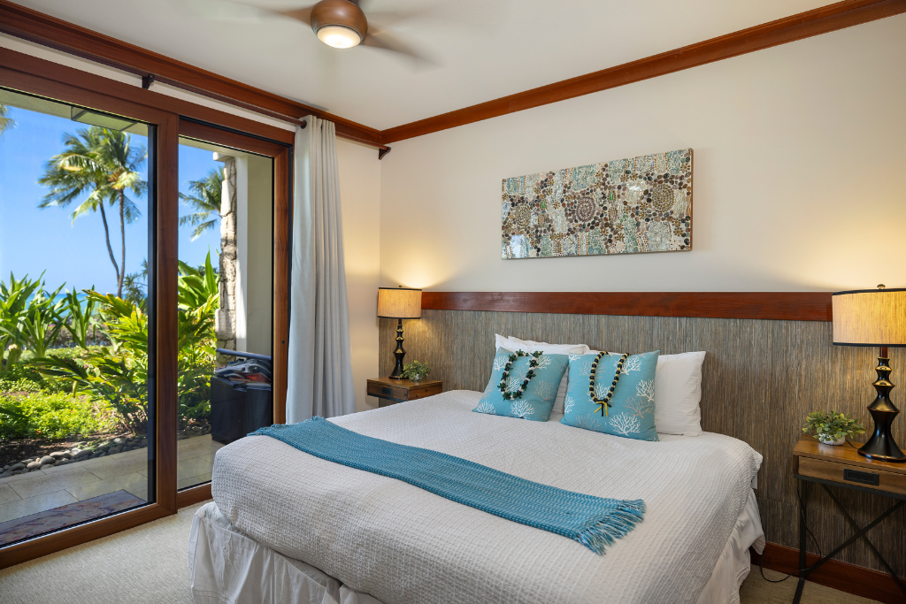 Kapolei Vacation Rentals, Ko Olina Beach Villas B109 - A convertible bed that seamlessly transitions between a single and twin setup, perfect for adapting to guest needs.