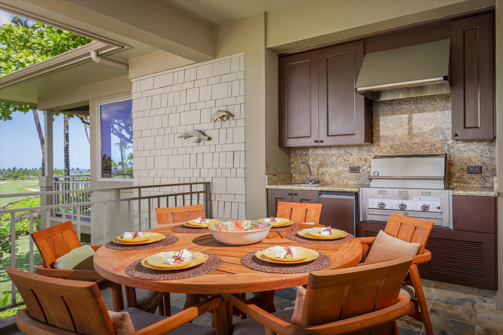 Kailua Kona Vacation Rentals, Wai'ulu Villa 115D - Fully equipped outdoor kitchen and BBQ, ideal for sunset grilling and family-style dining.
