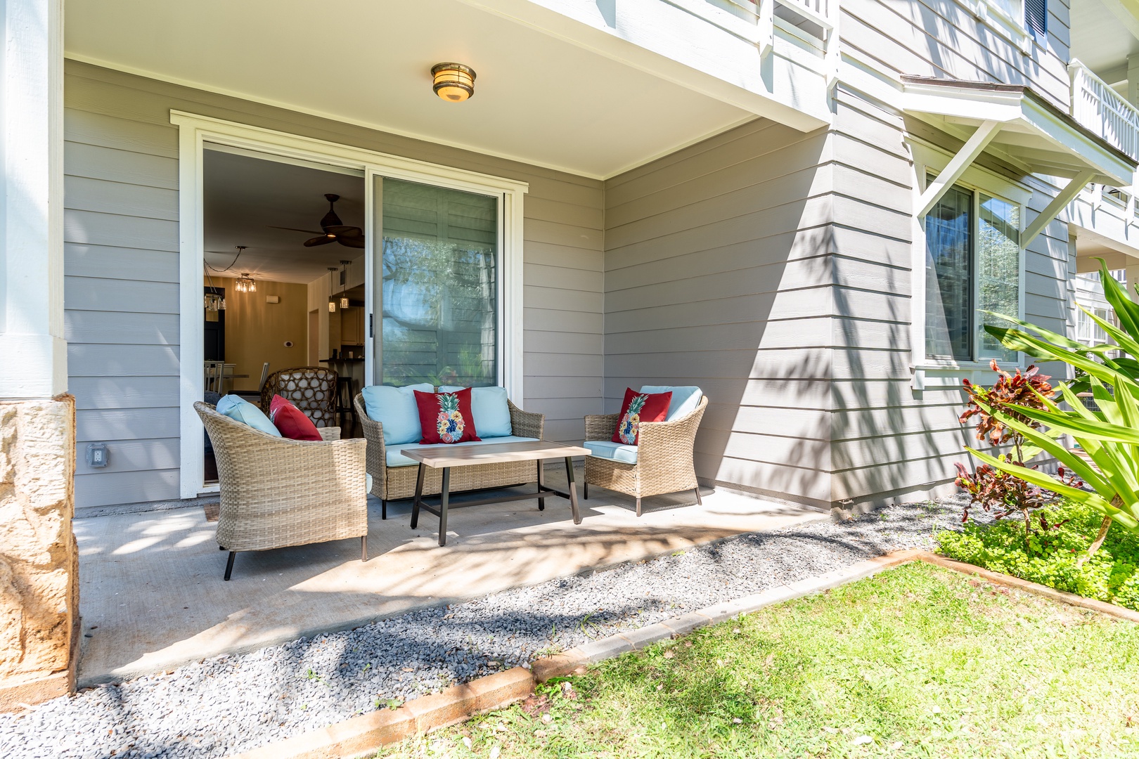 Kapolei Vacation Rentals, Ko Olina Kai 1105F - Cozy lanai with comfortable seats, perfect for you morning coffee or evening chats with family.