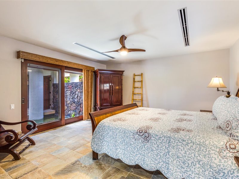 Kailua Kona Vacation Rentals, Blue Water - 25-Bedroom looks out to the beautiful koi pond!
