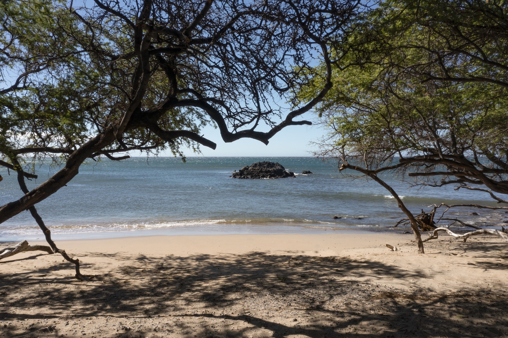 Kamuela Vacation Rentals, Hui Pu - Pathway leading to a serene beach.