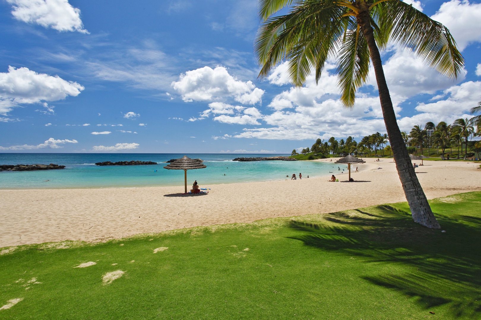 Kapolei Vacation Rentals, Coconut Plantation 1208-2 - This beautiful lagoon is a 10 minute walk from the condo.