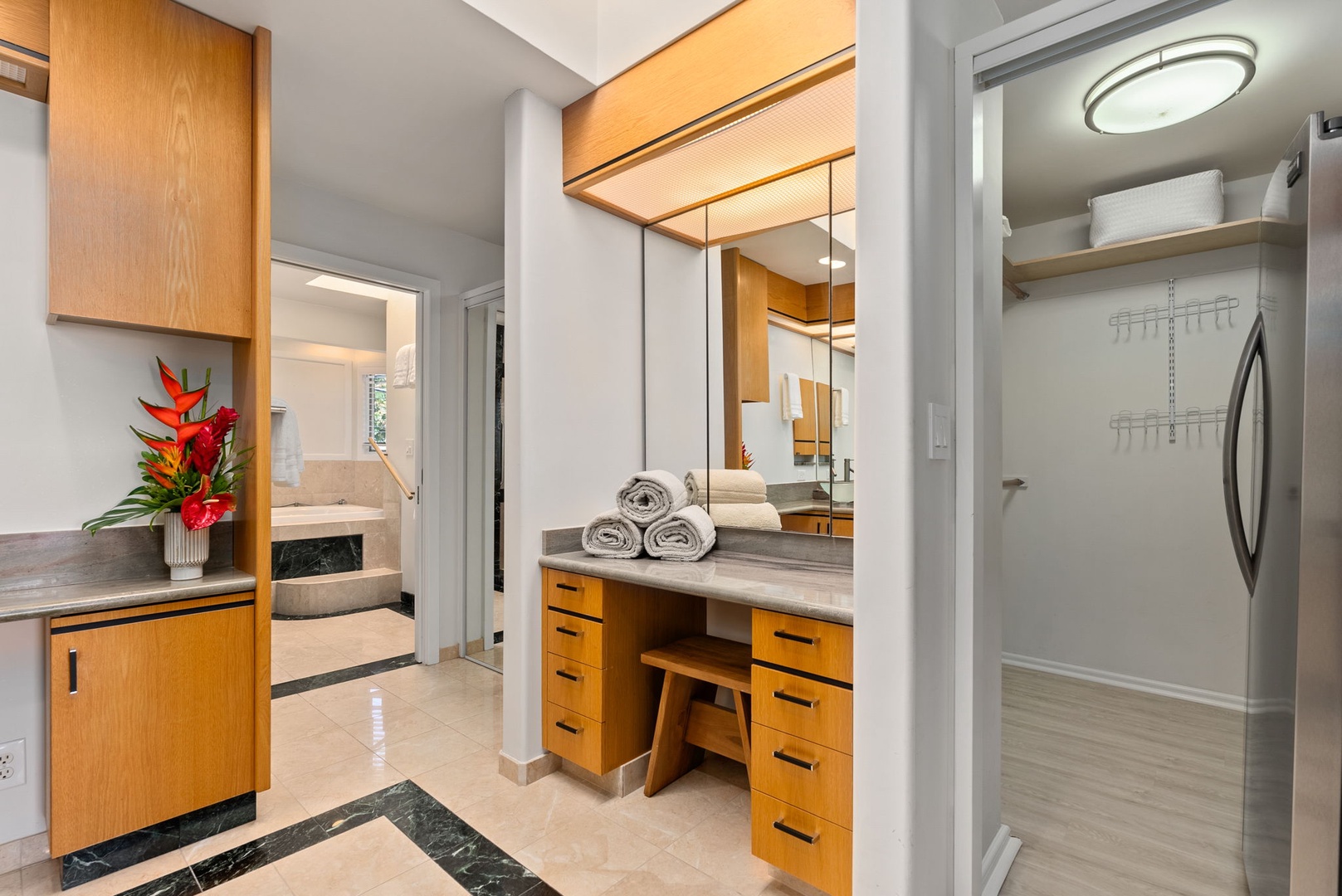 Honolulu Vacation Rentals, Wailupe Beachfront Getaway - The spa-like ensuite bathroom has three vanity spaces.