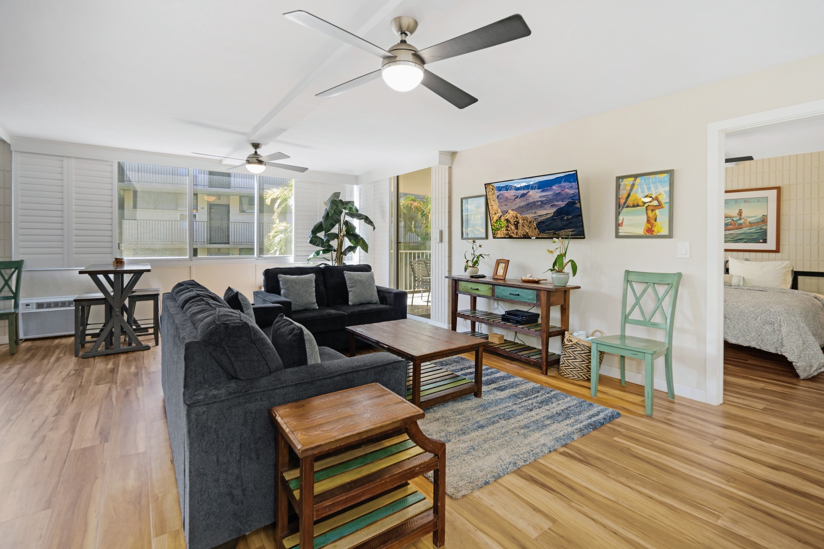 Kihei Vacation Rentals, Haleakala Shores A206 - A comfortable living area, perfect to wind down for the evening.