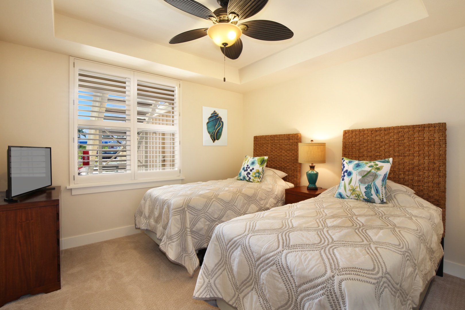Koloa Vacation Rentals, Pili Mai 7M - Guest bedroom with twin beds