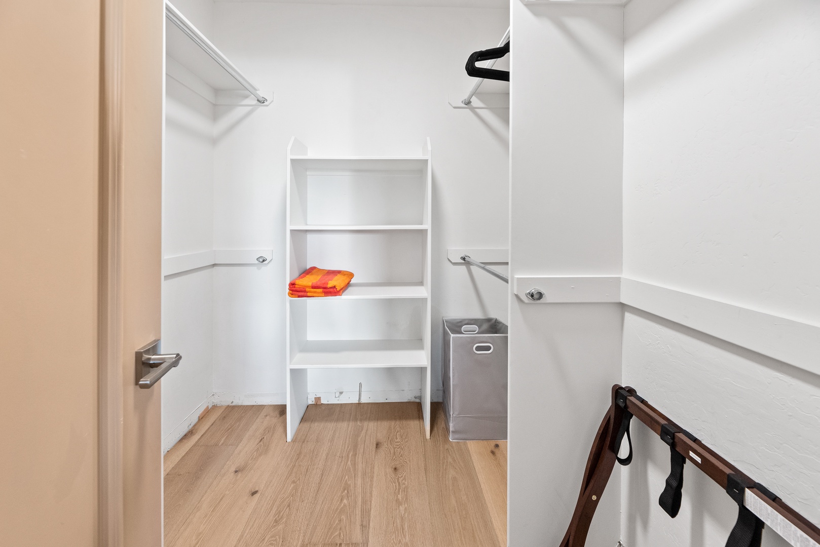 La Jolla Vacation Rentals, Coastal Lookout - Walk in closet to Bedroom #2