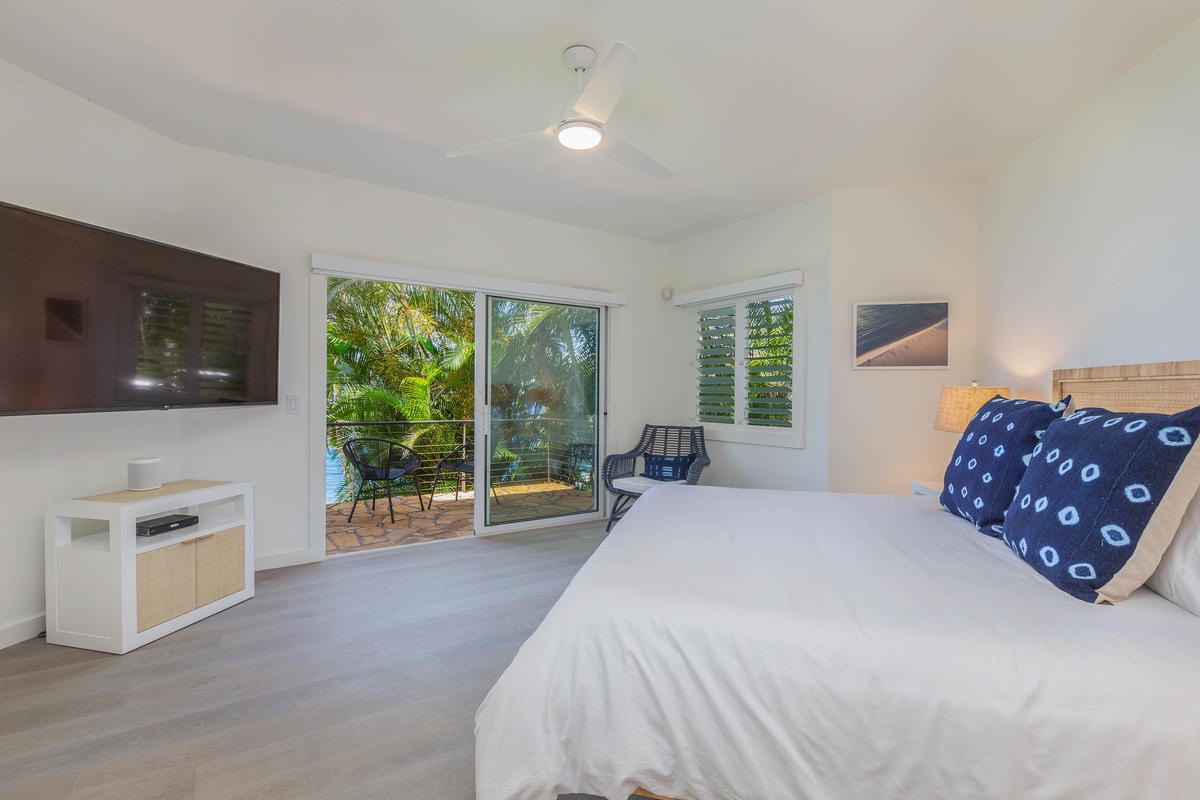 Princeville Vacation Rentals, Honu Awa - Guest bedroom with queen bed