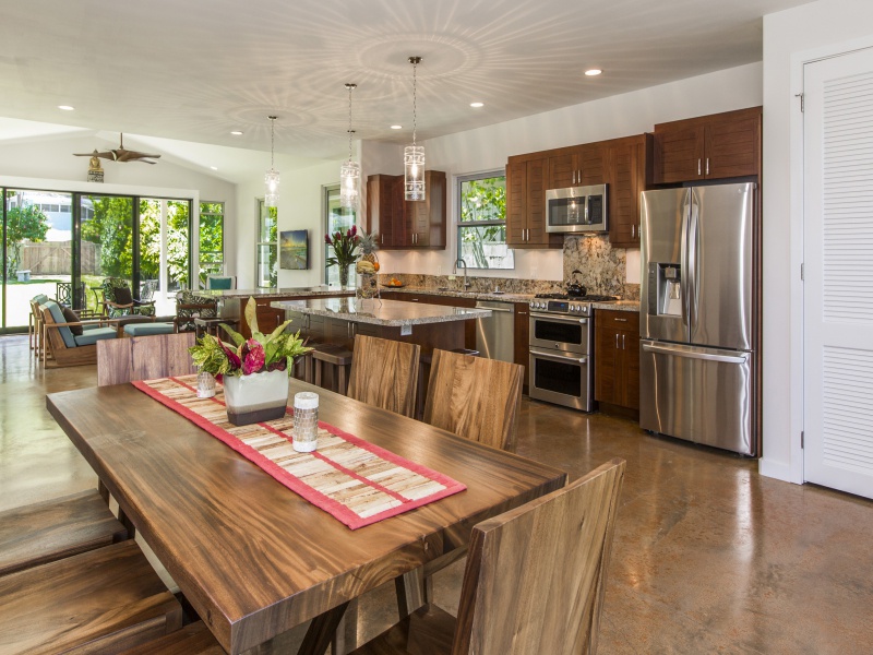 Kailua Vacation Rentals, Hale Nani Lanikai - Monkeypod wood furnishings for dining with seating for six.