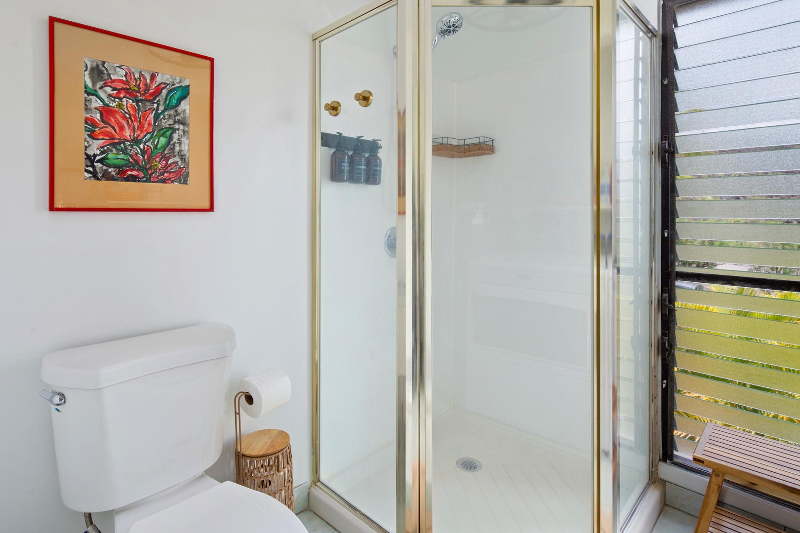 Kailua Kona Vacation Rentals, Keauhou Kai C301 - A peaceful vibe in the bathroom so you start your day off right.